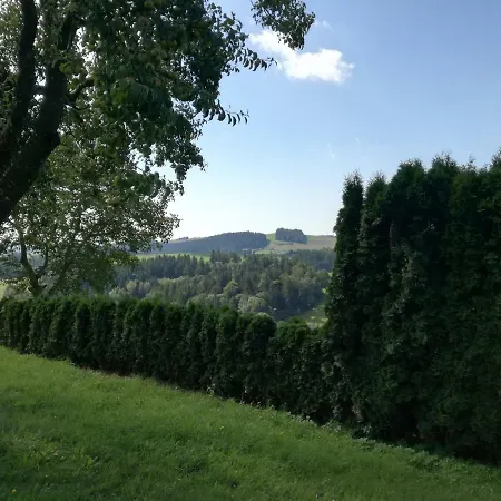 Jenny Lembach im Mühlkreis