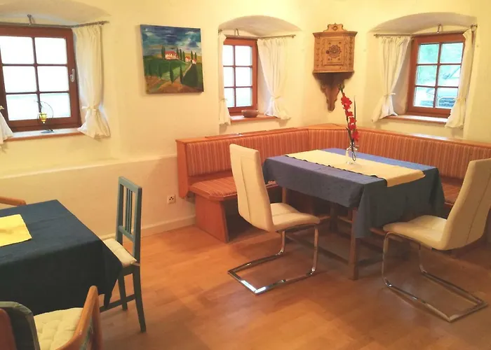 Semesterbostad Jenny *